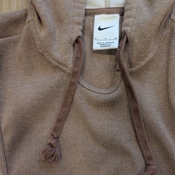 Nike Cropped Hoodie Women's Small Heather Brown Fleece Training Pullover - Picture 5 of 11
